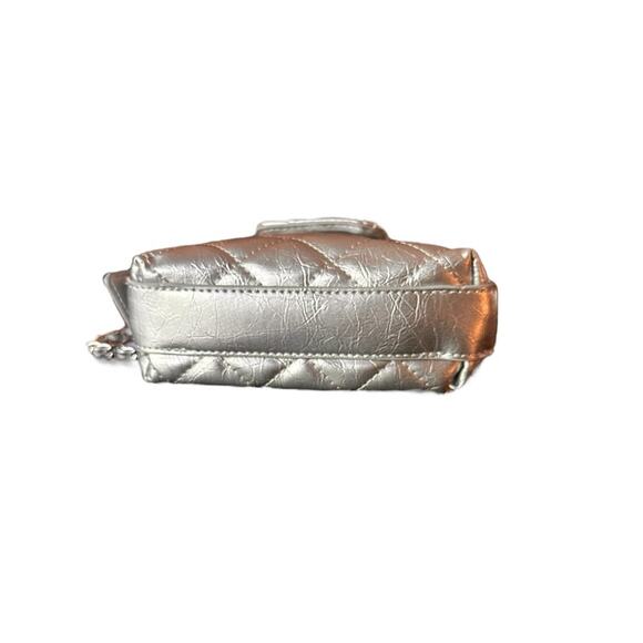 No Rest for Bridget Crushed Silver Padded Textured Clutch with Woven Chain Strap - Picture 8 of 8